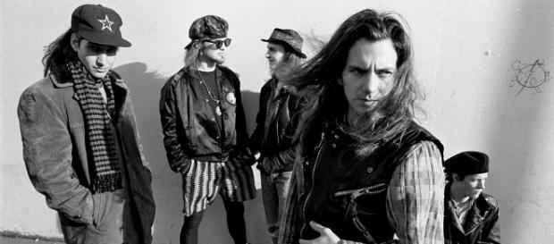 I Pearl Jam nella line up originale (Foto - rollingstone.com) I Pearl Jam nella line up originale (Foto - rollingstone.com)