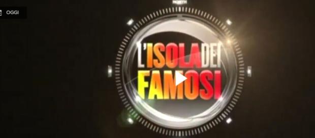 Isola dei Famosi 2018, anche nel 2017 alcuni naufraghi fumavano canne,ecco chi Isola dei Famosi 2018, anche nel 2017 alcuni naufraghi fumavano canne,ecco chi