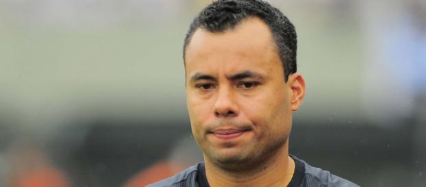 Jair terá que modificar time mais uma vez Jair terá que modificar time mais uma vez