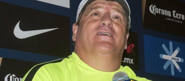 Miguel Herrera adelantó la alineación que utilizará contra León. Miguel Herrera adelantó la alineación que utilizará contra León.
