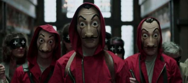 Cinco razones para no dejar de ver 'La casa de papel' Cinco razones para no dejar de ver 'La casa de papel'