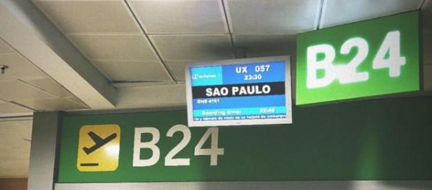 Imagem emblemática foi postada pelo jogador no aeroporto Imagem emblemática foi postada pelo jogador no aeroporto