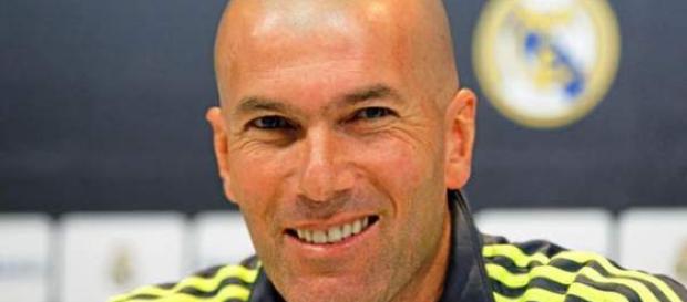 Infos sur » zidane » Vacances - Arts- Guides Voyages - evasion-online.com Infos sur » zidane » Vacances - Arts- Guides Voyages - evasion-online.com