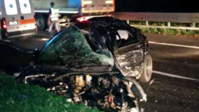 Pomigliano: pasquetta di sangue,ucraino ubriaco uccide 2 ragazzi in un incidente