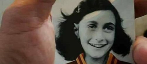 Anna Frank, i tifosi della Lazio e la vergogna degli adesivi ... - formiche.net