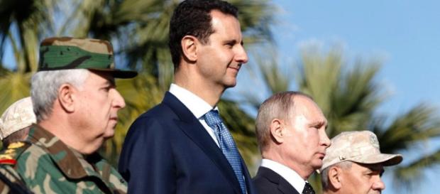 Bashar al-Assad e Vladimir Putin: non ci saranno risposte militari al raid USA Bashar al-Assad e Vladimir Putin: non ci saranno risposte militari al raid USA