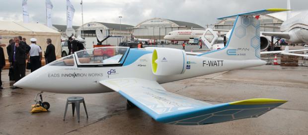 EADS Innovation Works/ACS E-Fan mock-up at Paris Air Show 2013 (Image credit – Julian Herzog, Wikimedia Commons) EADS Innovation Works/ACS E-Fan mock-up at Paris Air Show 2013 (Image credit – Julian Herzog, Wikimedia Commons)