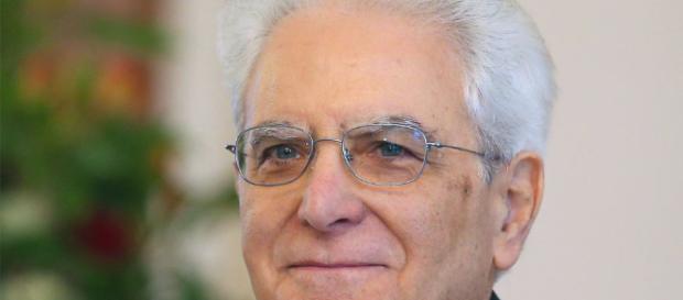 In alto, il presidente della Repubblica Sergio Mattarella In alto, il presidente della Repubblica Sergio Mattarella