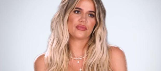 Khloé Kardashian mostra il pancione - rumors.it Khloé Kardashian mostra il pancione - rumors.it