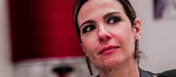 Luciana Gimenez chorou em entrevista: "Marcelo é o homem da minha vida" Luciana Gimenez chorou em entrevista: "Marcelo é o homem da minha vida"