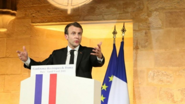 Macron et le lien abîmé entre l'Eglise et l'Etat