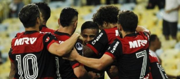 Jogadores contestados no Fla devem estar de saída Jogadores contestados no Fla devem estar de saída