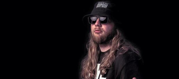 Nitro contro chi copia nel rap: non meritate rispetto Nitro contro chi copia nel rap: non meritate rispetto