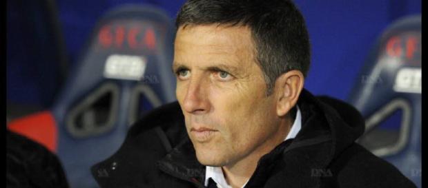 Racing Club Strasbourg | Thierry Laurey, nouvel entraîneur du Racing ! - dna.fr Racing Club Strasbourg | Thierry Laurey, nouvel entraîneur du Racing ! - dna.fr