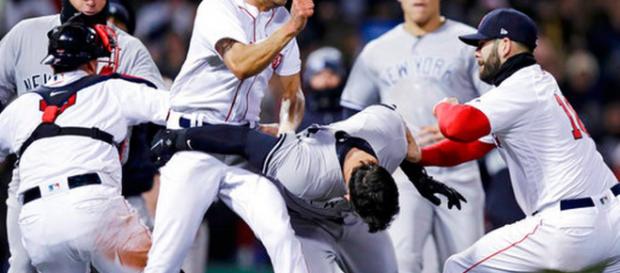 Carlos Febles golpeó en la cabeza durante la pelea entre los Yankees y los Medias Rojas | los Carlos Febles golpeó en la cabeza durante la pelea entre los Yankees y los Medias Rojas | los