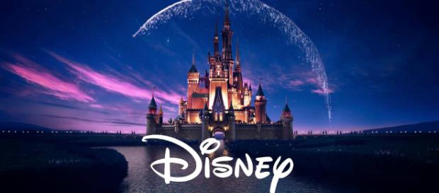 Disney sigue intentando bloquear a Redbox antes del DVD y lanzamiento digital de Black Panther. Disney sigue intentando bloquear a Redbox antes del DVD y lanzamiento digital de Black Panther.