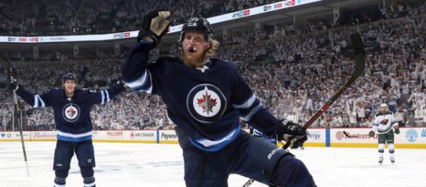 Laine y los Jets dieron el primer golpe en su serie contra el Wild. NHL.com. Laine y los Jets dieron el primer golpe en su serie contra el Wild. NHL.com.