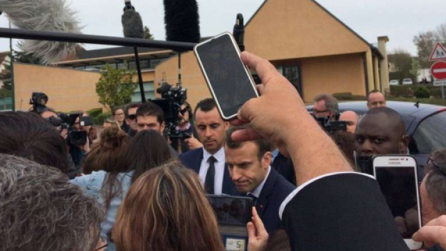 Interview de Macron à Berd'huis sur TF1: "Vous êtes venu en train ... - charentelibre.fr