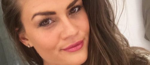 Brittany Cartwright takes a selfie. [Photo via Instagram]