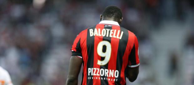 Balotelli podría vivir su última temporada en el Niza Balotelli podría vivir su última temporada en el Niza