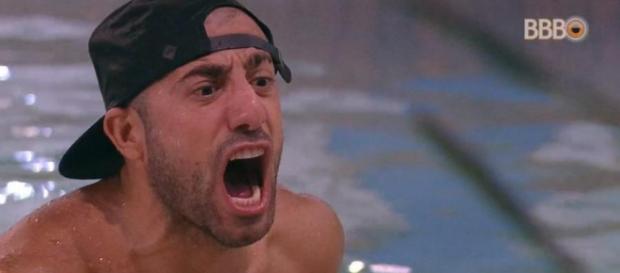Kaysar revela a verdade sobre sua chegada ao Brasil Kaysar revela a verdade sobre sua chegada ao Brasil