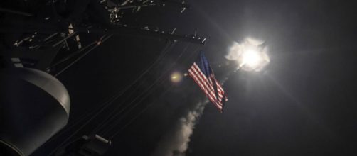 Gli Stati Uniti avrebbero lanciato circa 120 missili contro obiettivi siriani