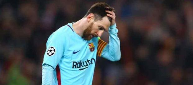 Leo Messi nada pode fazer para evitar as saídas. (foto reprodução). Leo Messi nada pode fazer para evitar as saídas. (foto reprodução).