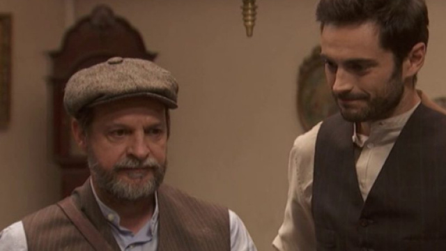 IL SEGRETO: Raimundo stupito per le rivelazioni di Prudencio.