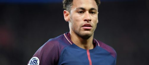 Neymar invite la France à son tournoi - bfmtv.com