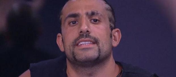 Kaysar foi ao limites físico e psicológico. (foto reprodução). Kaysar foi ao limites físico e psicológico. (foto reprodução).