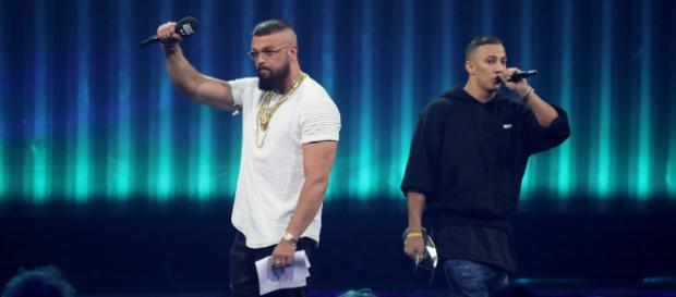Kollegah (l.) & Farid Bang waren beim Echo 2018 die Preisträger in der Kategorie "Hip Hop/Urban national"; Foto: MG RTL D / Andreas Friese Kollegah (l.) & Farid Bang waren beim Echo 2018 die Preisträger in der Kategorie "Hip Hop/Urban national"; Foto: MG RTL D / Andreas Friese