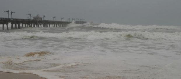 Waves crash into the pier at Panama City Beach as a hurricane approaches the Gulf Coast (Image Credit :Jacqui Barker/Wikimedia Commons) Waves crash into the pier at Panama City Beach as a hurricane approaches the Gulf Coast (Image Credit :Jacqui Barker/Wikimedia Commons)