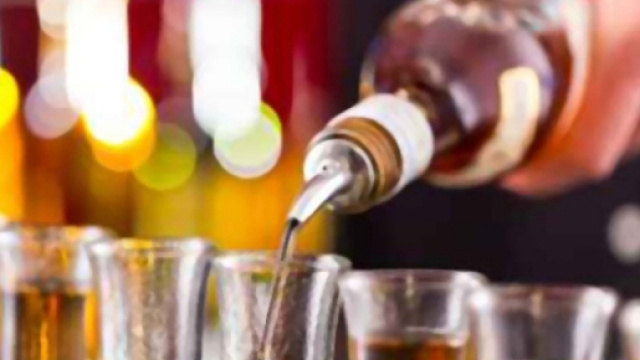 L'alcol porta alla morte se si bevono più di 5-6 bicchieri a ... - leggo.it
