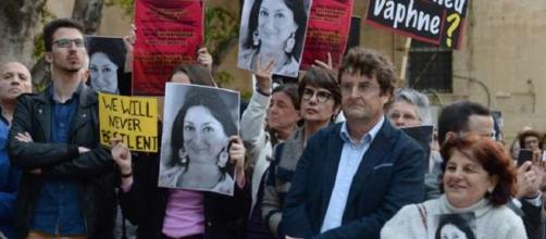 Manifestación en Malta, en recuerdo de Daphne Caruana, seis meses después de su asesinato.