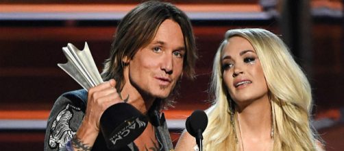 Keith Urban, Carrie Underwood Win Vocal Event of the Year ACM - theboot.com