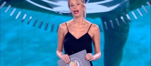 L'Isola dei famosi, Alessia Marcuzzi in lacrime a Verissimo