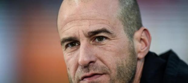ARD trennt sich von Fußball-Experte Scholl - Werder Bremen: News ... - weser-kurier.de ARD trennt sich von Fußball-Experte Scholl - Werder Bremen: News ... - weser-kurier.de
