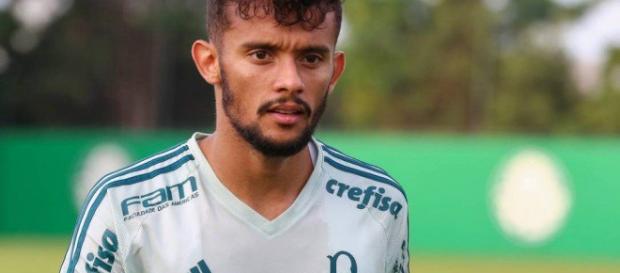 O meia é muito solicitado pelo Palmeiras O meia é muito solicitado pelo Palmeiras