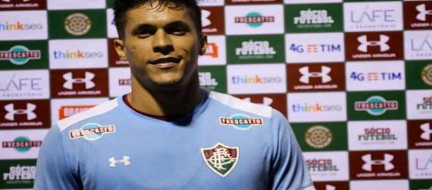 Reginaldo está muito perto de trocar o Fluminense pela Ponte Preta (Foto: Lucas Merçon/Divulgação FFC) Reginaldo está muito perto de trocar o Fluminense pela Ponte Preta (Foto: Lucas Merçon/Divulgação FFC)