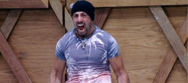 Verdade sobre finanças de Kaysar vem à tona Verdade sobre finanças de Kaysar vem à tona