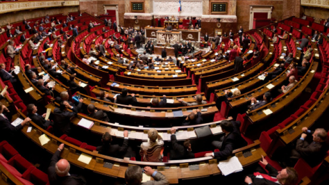 Le bras de fer s'engage à l'Assemblée nationale sur le projet de loi "Asile et immigration"
