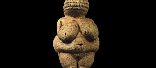 Facebook censura prehistórica obra de arte por "pornográfica