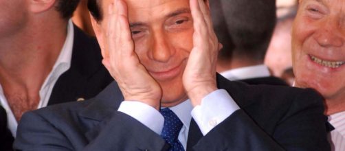 Post tramite social ai danni di Silvio Berlusconi