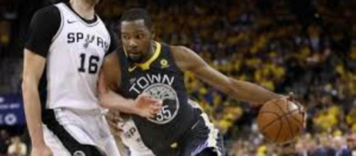 Kevin Durant et les Warriors maîtrisent