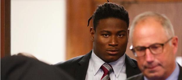 49ers linebacker Reuben Foster is charged with 3 felonies and a misdemeanor - image source: Mercury News via youtube.com/user/Mercurynews/ 49ers linebacker Reuben Foster is charged with 3 felonies and a misdemeanor - image source: Mercury News via youtube.com/user/Mercurynews/