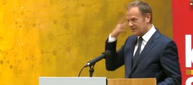Donald Tusk, przewodniczący Rady Europejskiej (youtube.com). Donald Tusk, przewodniczący Rady Europejskiej (youtube.com).