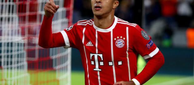 Guardiola le ha puesto el ojo a Thiago Alcántara. Guardiola le ha puesto el ojo a Thiago Alcántara.
