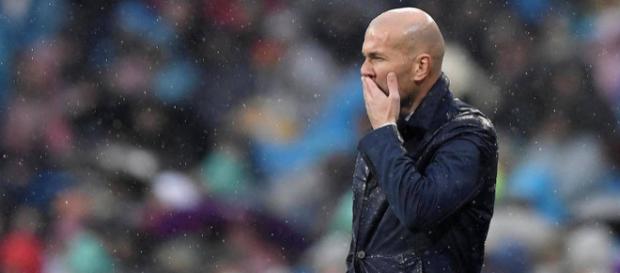 Mercato : La dure nouvelle qui frappe le Real Madrid ! Mercato : La dure nouvelle qui frappe le Real Madrid !