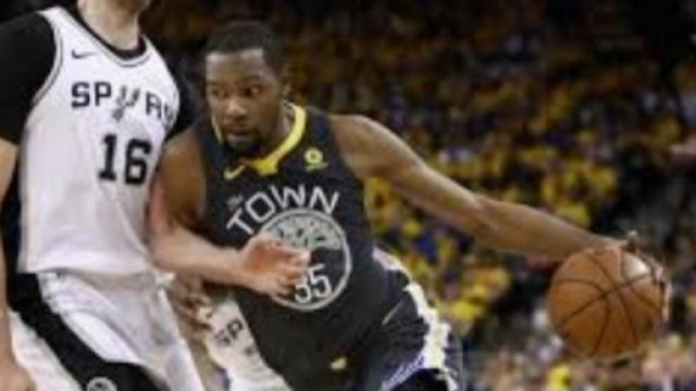 Kevin Durant et les Warriors maîtrisent