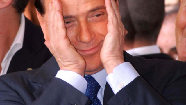 Post tramite social ai danni di Silvio Berlusconi